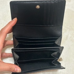 FURLA二つ折さいふ財布の画像