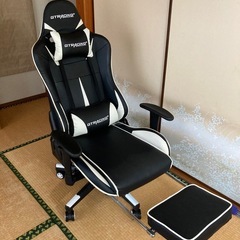 ゲーミングチェアの画像