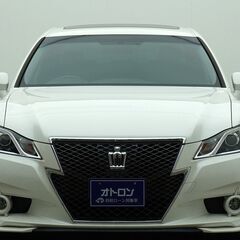 気分はVIP？高級感が半端じゃない😍スピンドルグリルのクラウンです！の画像