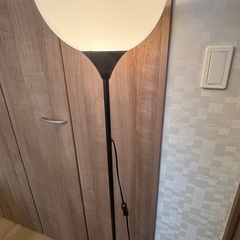 IKEA フロアアップライトの画像