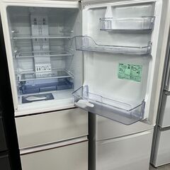 3ドア冷蔵庫❕ 勝手に氷、自動製氷付き❕ゲート付き軽トラ”無料貸出❕購入後取り置きにも対応 ❕R6210の画像