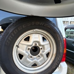 jb23 スペアタイヤとカバーの画像