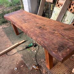 手作り1枚板（天板）のテ－ブルの画像