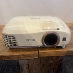 EPSONプロジェクターの画像