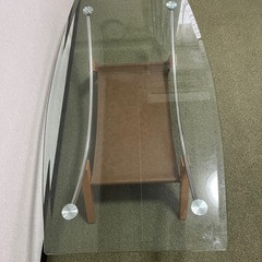 ガラステーブルの画像