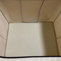 服収納ケースの画像