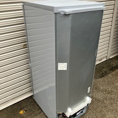 お勤め品🍵【SHARP】 どっちもドア！2ドア冷蔵庫 2016年 SJ-D14B-S 🟢の画像