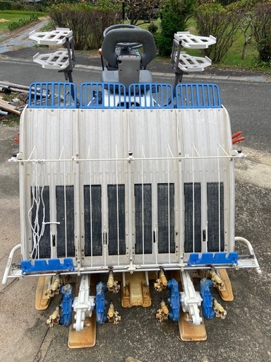 イセキ田植え機
