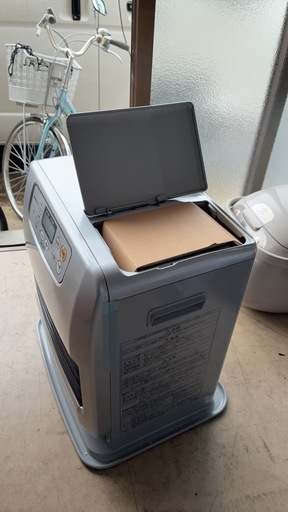 新品未使用コロナ石油ファンヒーター