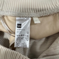 【GU】リブスリムストレートパンツQ Lサイズの画像