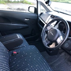 🚗 ダイハツ ムーヴ 2013年式 — 4WD — 価格: 150,000 📍 所在地: 北海道札幌市 💰 価格: 150,000 円 🚚 北海道内全域に納車可能 (別途料金) 🔸 詳細: 年式: 2013年式 車検有効期間: 2026年5月まで 走行距離: 147,836 km 駆動方式: 4WD 整備済み、清潔感あり ✅ 街乗りや冬場の運転に最適 ❄️🚗の画像