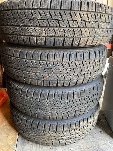 [購入予定者有り]165/70r14 BS VRX2 4本アルミ付き2019年製  スタッドレス