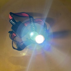 【美品】作業用 爆光LEDヘッドライト の画像