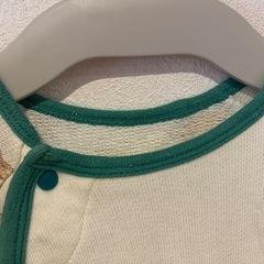ロンパースと肌着のセットの画像