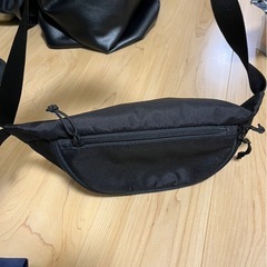 THRASHERショルダーバッグの画像