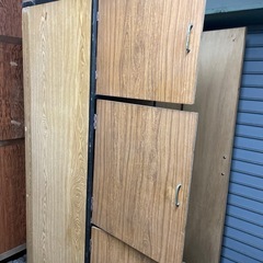 レトロな棚の画像