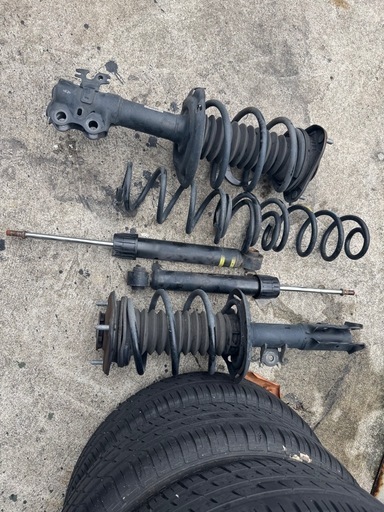 50プリウス純正足回り