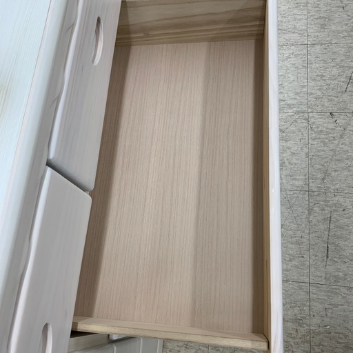 【ジモティー割引で最大15％OFF⭐️】ローチェスト 4段 ホワイト 株式会社サン