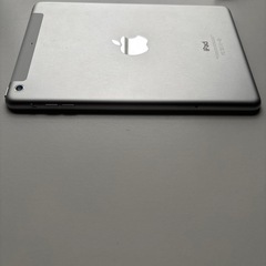 iPad mini2 Cellular シルバー　美品の画像