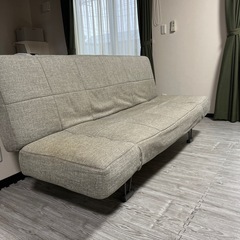 ソファーベッドの画像