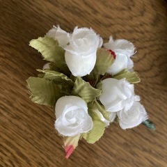 前撮り・結婚式セット　蝶ネクタイ.チーフ.ブートニアの画像