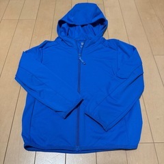 110 ユニクロ　ドライメッシュパーカー　ブルー