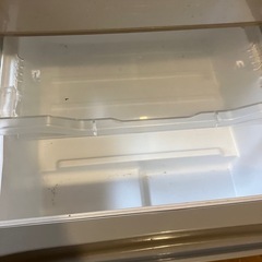 2013年東芝5ドア冷蔵庫の画像