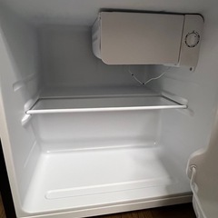 【中古】Simplus シンプラス 1ドア冷蔵庫 46L SP-46L1-WDの画像