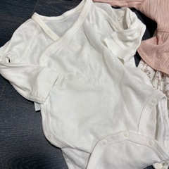 UNIQLO ロンパース　肌着　セットの画像