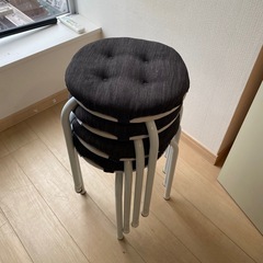 パイプ椅子　クッション付き　4脚 の画像