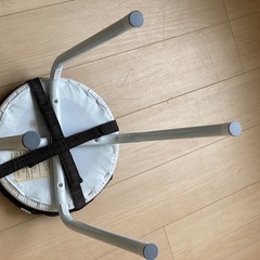 パイプ椅子　クッション付き　4脚 の画像