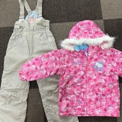 ③120 まとめ売り　女の子　冬服　ハローキティ  スキーウェア　あったか　ジャンパー　上着　厚手　スカート の画像