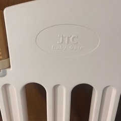 JTC ベビーゲートベビーフェンスの画像
