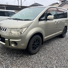 全コミ デリカ D5 8人乗り MITSUBISHI の画像