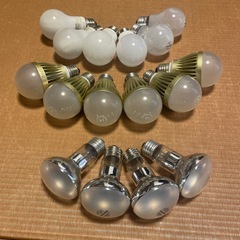 各種電球　16個の画像