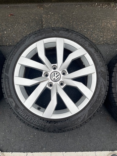 スタッドレスタイヤ225/45R17 VWアルミホイール