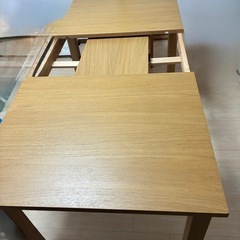 IKEAダイニングテーブル+椅子4脚の画像