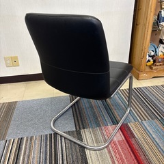 オフィス用椅子シングルの画像