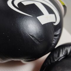 ◆美品 BRYTHAI ムエタイ グローブ｜14oz｜本革製｜MUAY-THAI｜ボクシング｜スパーリング｜ミット打ち｜格闘技の画像