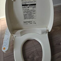 TOTO ウォシュレットの画像