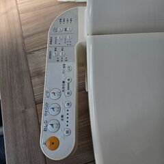 TOTO ウォシュレットの画像