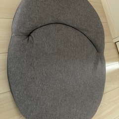 折りたたみ座椅子の画像
