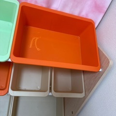 おもちゃラックの画像