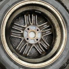 スダットレスタイヤ　１５５-65-R14アルミホイール４本セット
の画像