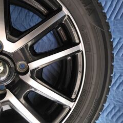 スタッドレスタイヤ 185／65R15　ホイールセット4本の画像