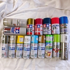 スプレー塗料まとめて譲りますの画像