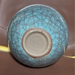 かわいいマル型の花瓶20x17cmの画像