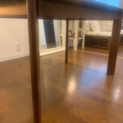 木製ダイニングテーブル　の画像
