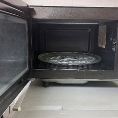 🟥電子レンジ番号17  SHARP 2017年製 大阪市内配達無料 保管場所での引取りは値引きしますの画像