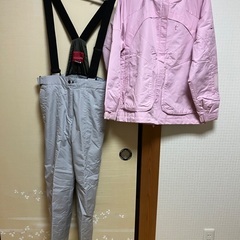 スキーウェアの画像